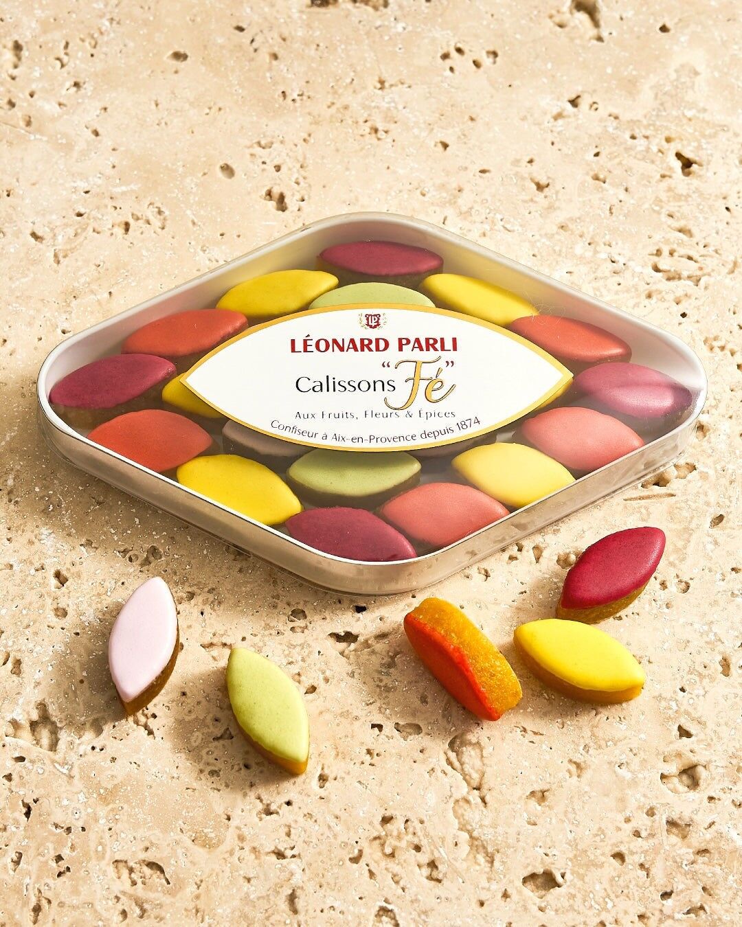 Boîte losange 'Fé' fruités assortis - 140g - 22 pces