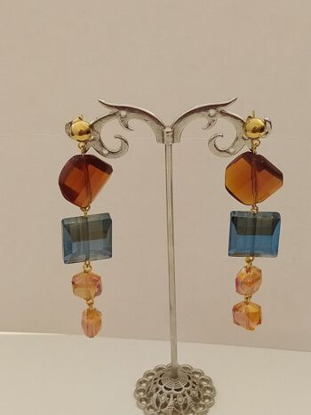 Boucles d'oreilles pendantes avec cristaux colorés 2