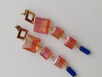 Boucles d'oreilles pendantes avec cristaux colorés 1