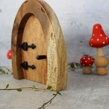 Porte en bois de la petite souris - PAPOOSE TOYS 4