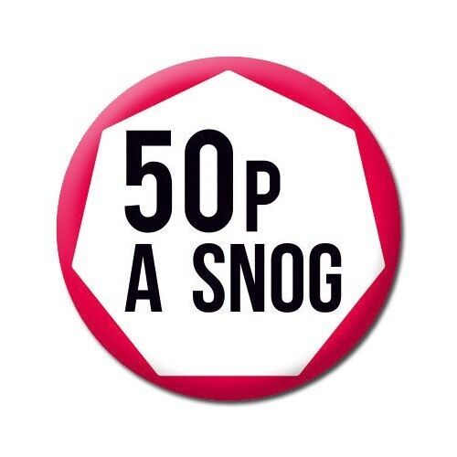 50p A Snog Funny Badge