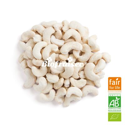 Whole Fair Trade Organic Cashew Nuts from Togo Bag 5 kg