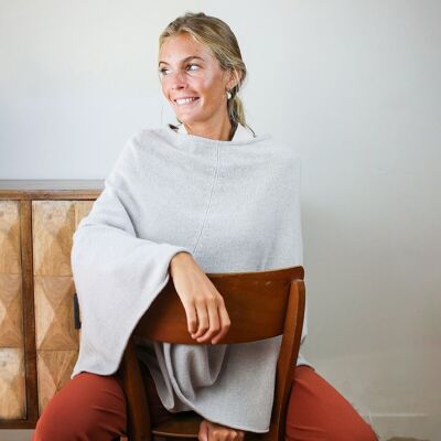 Poncho pearl ash in wool and cashmere