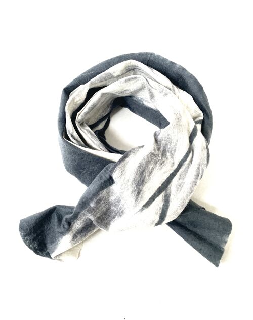 Scarf | Merino wool | Silk | Felt | Gray Off white | Stripe pattern | Handmade | fair trade
