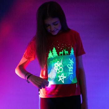 T-shirt lumineux interactif renne - Édition de Noël 4