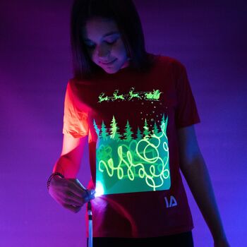 T-shirt Santa Sleigh Interactive Glow - Édition de Noël 2