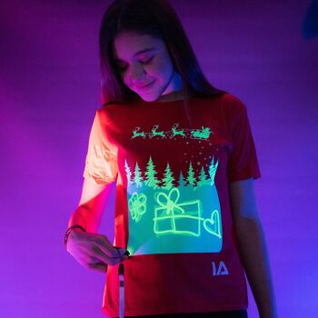 T-shirt Santa Sleigh Interactive Glow - Édition de Noël 5