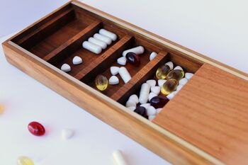 Grand pilulier quotidien en bois, coffret en bois, cadeau en bois personnalisé, cadeau, grande boîte à vitamines et pilulier 3
