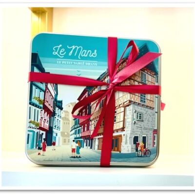 Le Mans tin filled with AOP butter shortbread biscuits - 160G