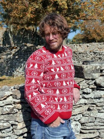 Le Pull de Noël - Pull en laine homme rouge 3