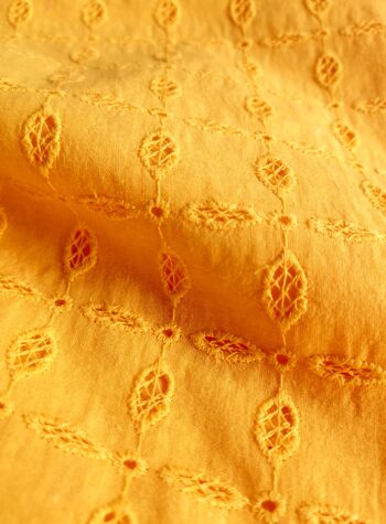 Tissu broderie anglaise motif petits croisillons coloris soleil - Lindsay-22 1