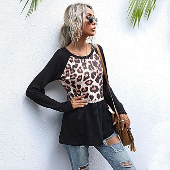 T-shirt col rond à manches longues et imprimé léopard pour femmes 4