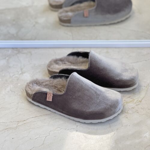 Zapatillas de estar por casa Delighted en textil beige