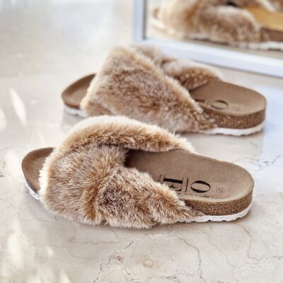 Shocked lounge slippers in beige textile