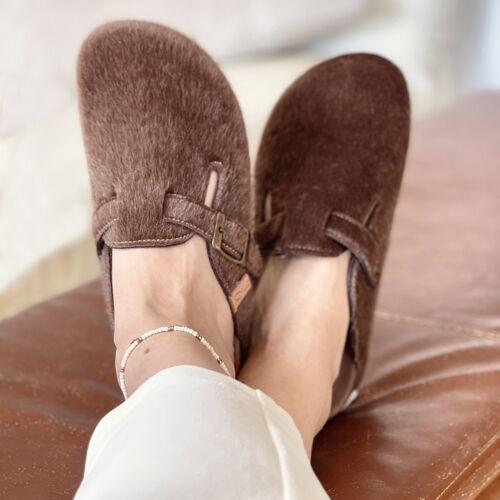 Zapatillas de estar por casa In love en textil marrón