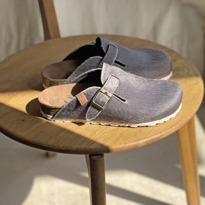 In love slippers in gray textile