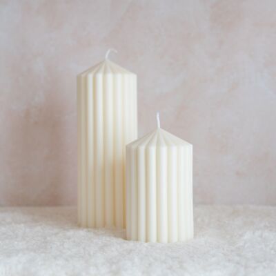 Thick ribbed candle Yvoire Size M