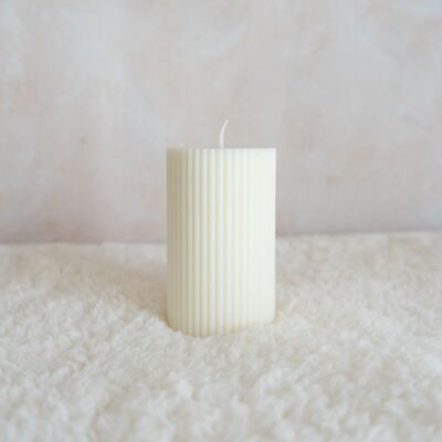 Yvoire ribbed pillar candle size S