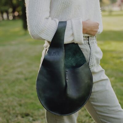 Bolso de piel Mjøsa. Opplav Mjøsa. Hecho a mano. Bolso de piel para mujer. Bosque verde