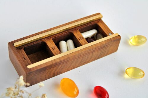 pastillero pequeño diario, pastillero de madera, pastillero mini, pastillas y vitaminas, organizador de madera, regalo madera