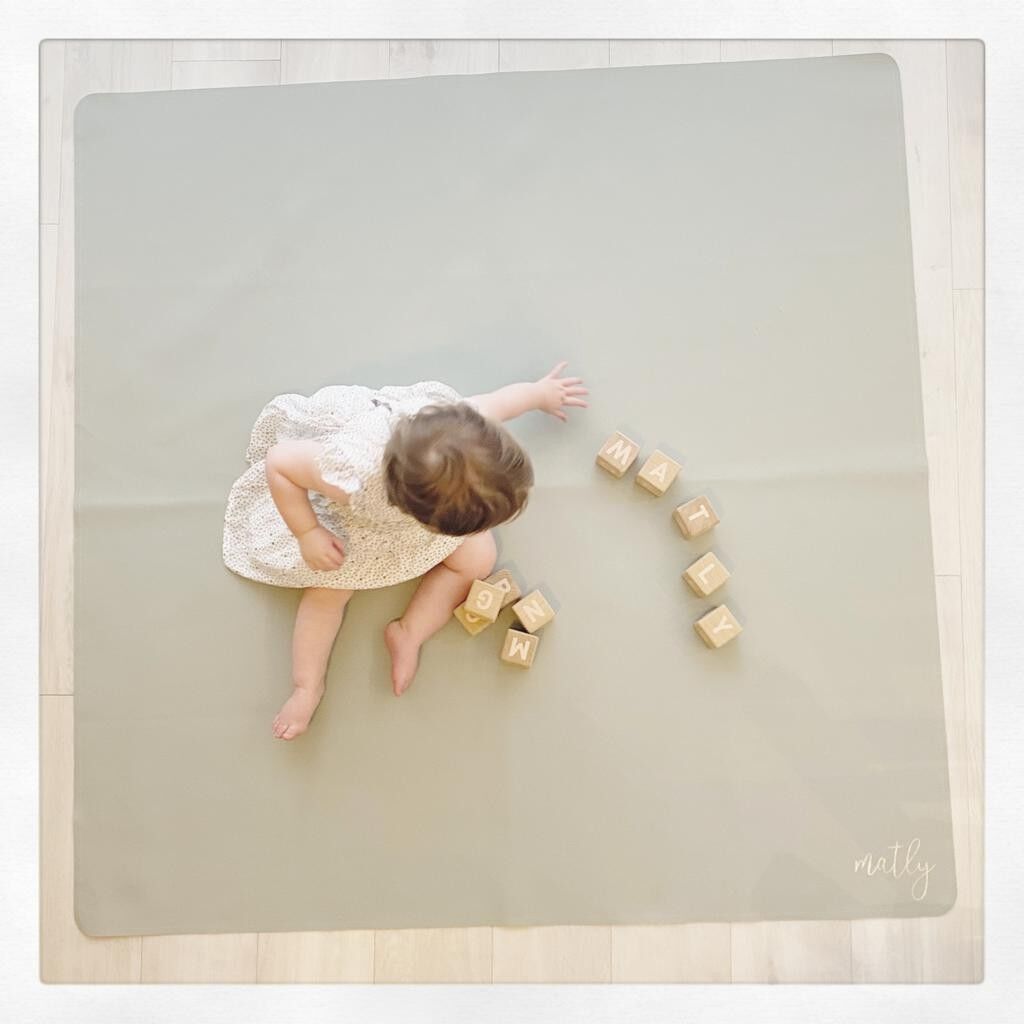 Highchair, weaning and play mat (Cotton/Off White)