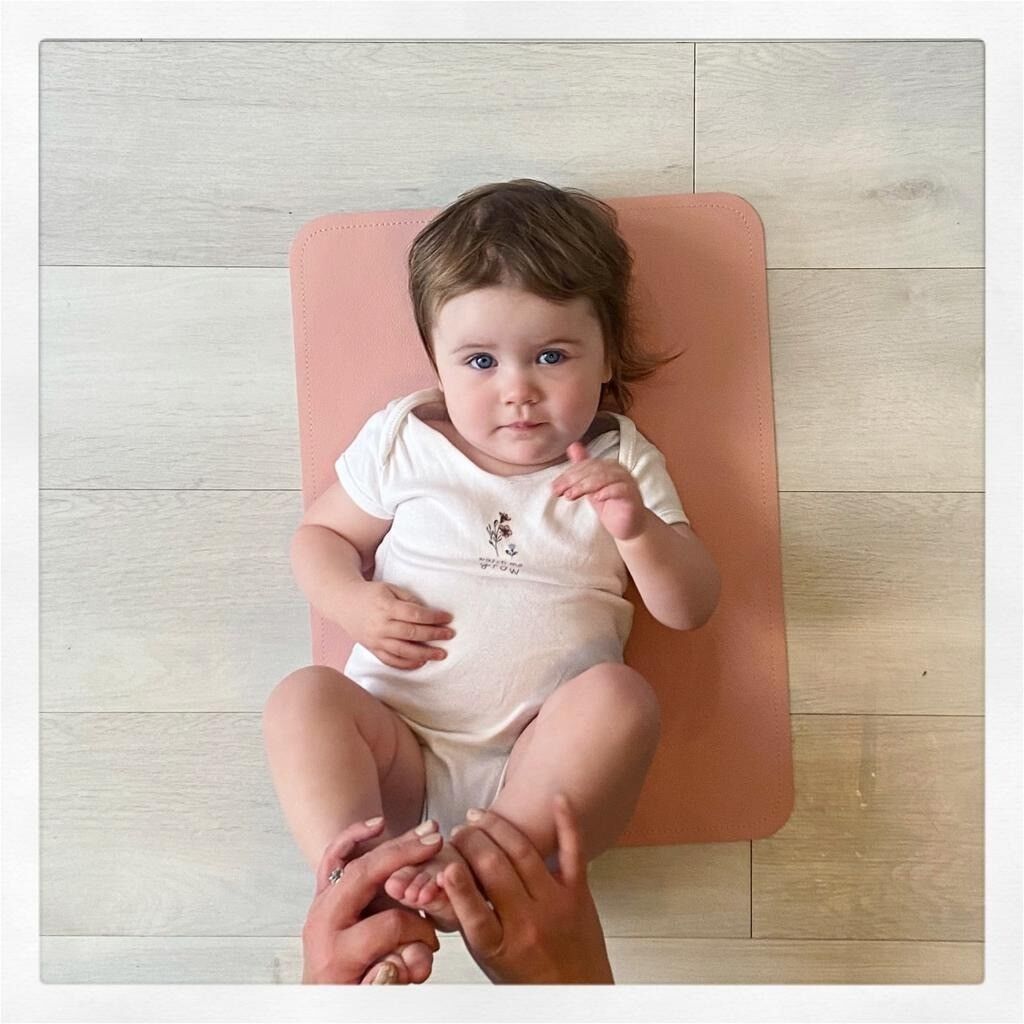 Highchair, weaning and play mat (Blossom/Pink)