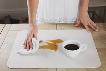 Set de table pour tout-petit ou enfant (encre / bleu marine) 4