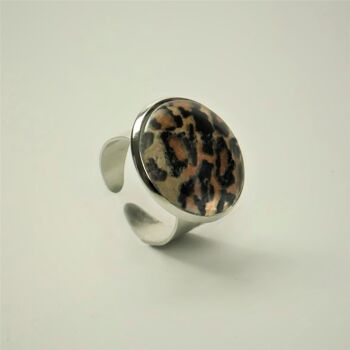 Bague cabochon imprimé animal Jaguar 1