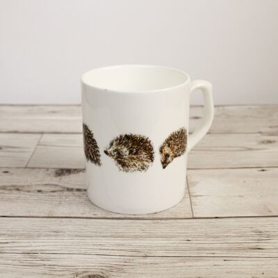 Taza de porcelana de Hedgehogs impresa a mano