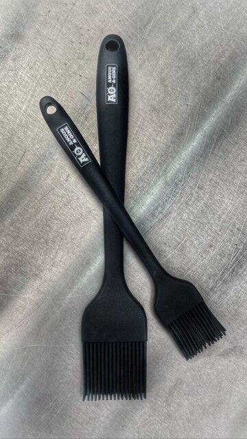 MONGSEW Lot De 4 Pinceaux à Badigeonner En Silicone Résistant à La Chaleur Pour Barbecue, Grill, Cuisine, Cuisine, Sans BPA, Passe Au Lave-vaisselle