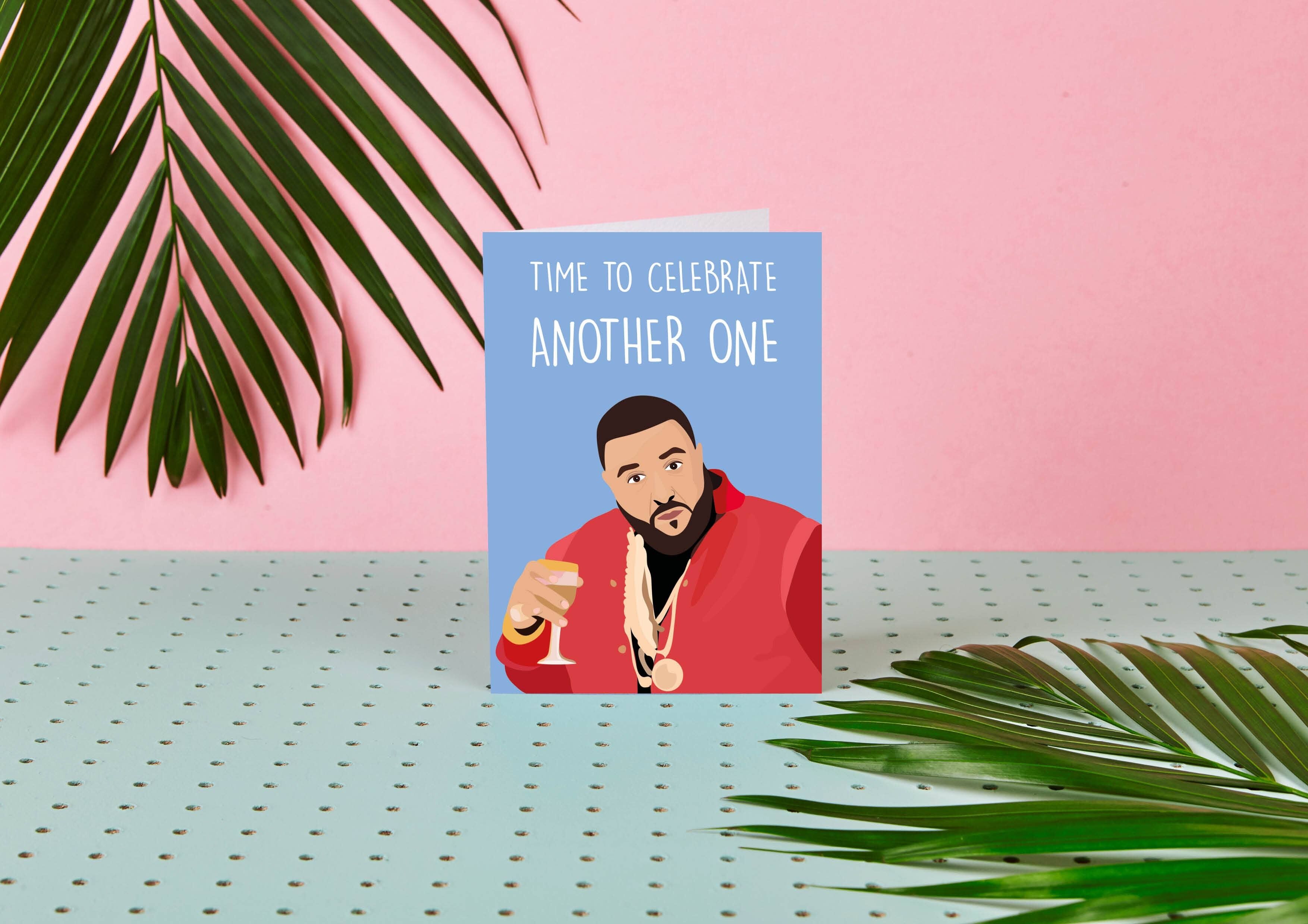 Dj Khaled es hora de celebrar otra tarjeta de cumpleaños-celebridad