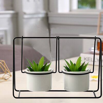 BLACK METAL SWING WITH 2 CERAMIC POT COVERS HM84568