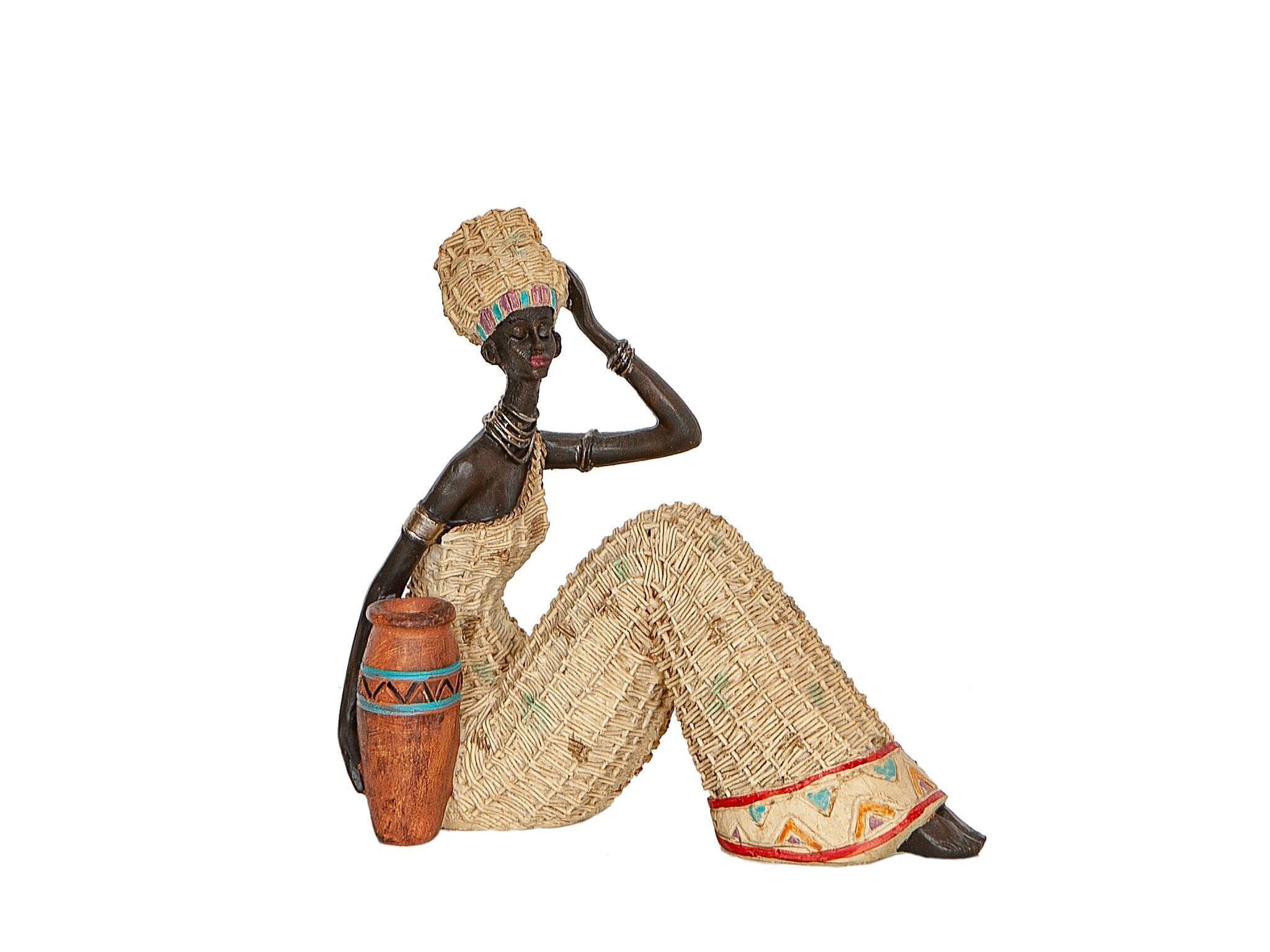 AFRIKANISCHE HARZFIGUR MIT SITZENDEM TOPF HM192228