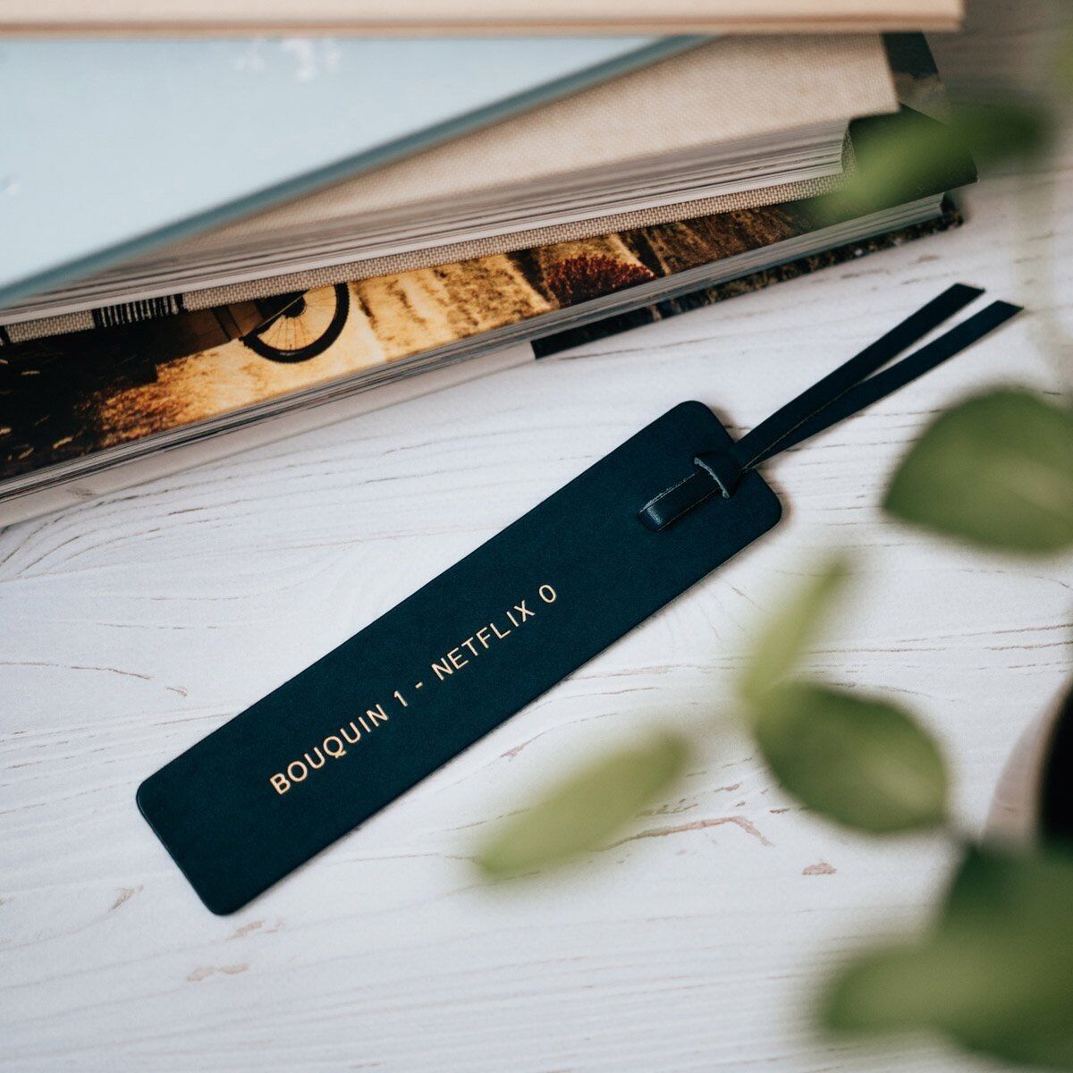 Segnalibro in pelle - Libro 1 Netflix 0