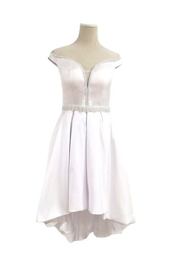 Robe de cérémonie col bateau style asymétrique perlés Blanc 1