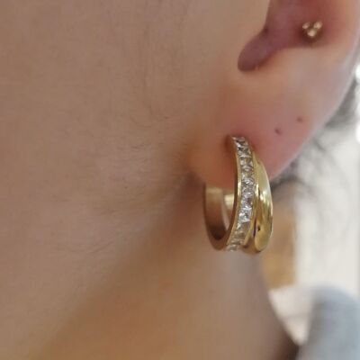 Steel hoop earrings with double rings, rhinestones