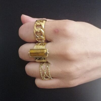 Large chain link ring