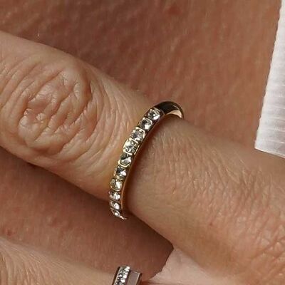 Steel ring with half rhinestones and half enamel White
