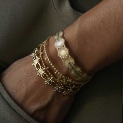 Assemblaggio bracciale in acciaio di stelle distanziate