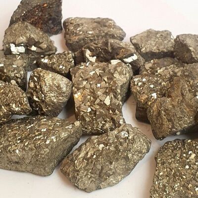 Paquet de cristaux bruts taillés bruts, paquet de 1 kg, 10-50 g par pièce, pyrite