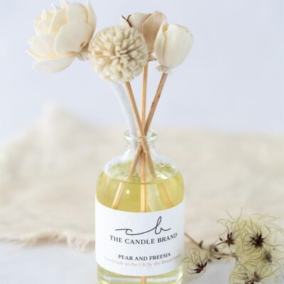 Pear and Freesia Flower Diffuser