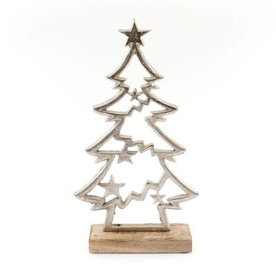 Árbol de Navidad plateado y estrellas sobre base de madera