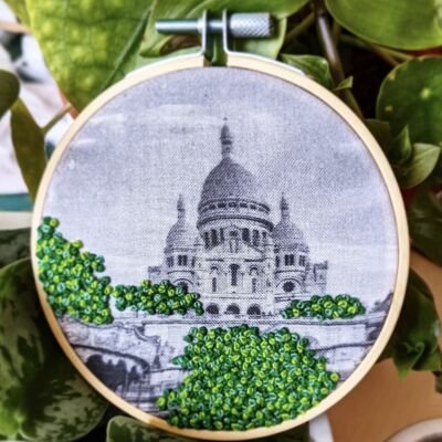 Montmartre - mini embroidery kit