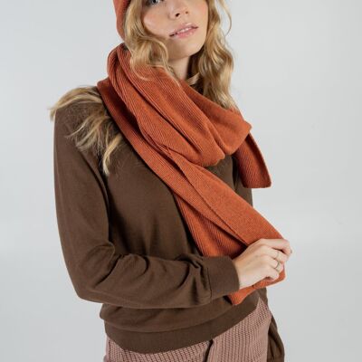 Knitted scarf made from recycled material orange