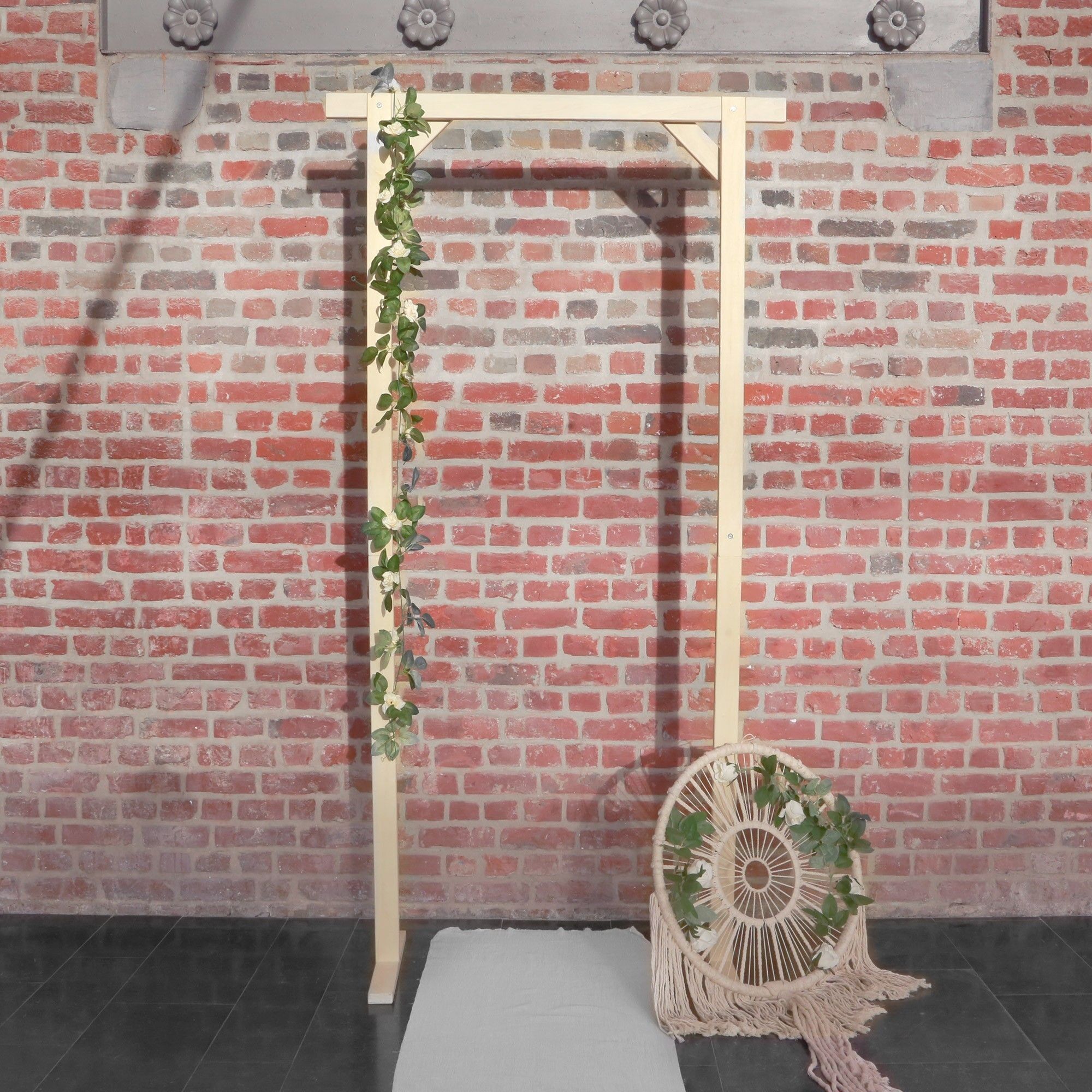 Arco da matrimonio rettangolare in legno 1;10x2;15 M