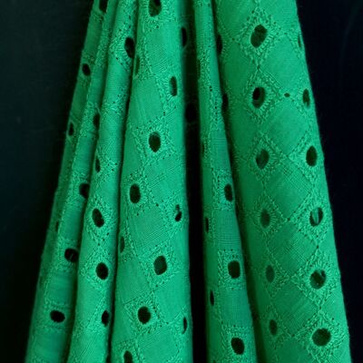 Tissu sangallo motivi géométriques coloris Vert - Danitza-22