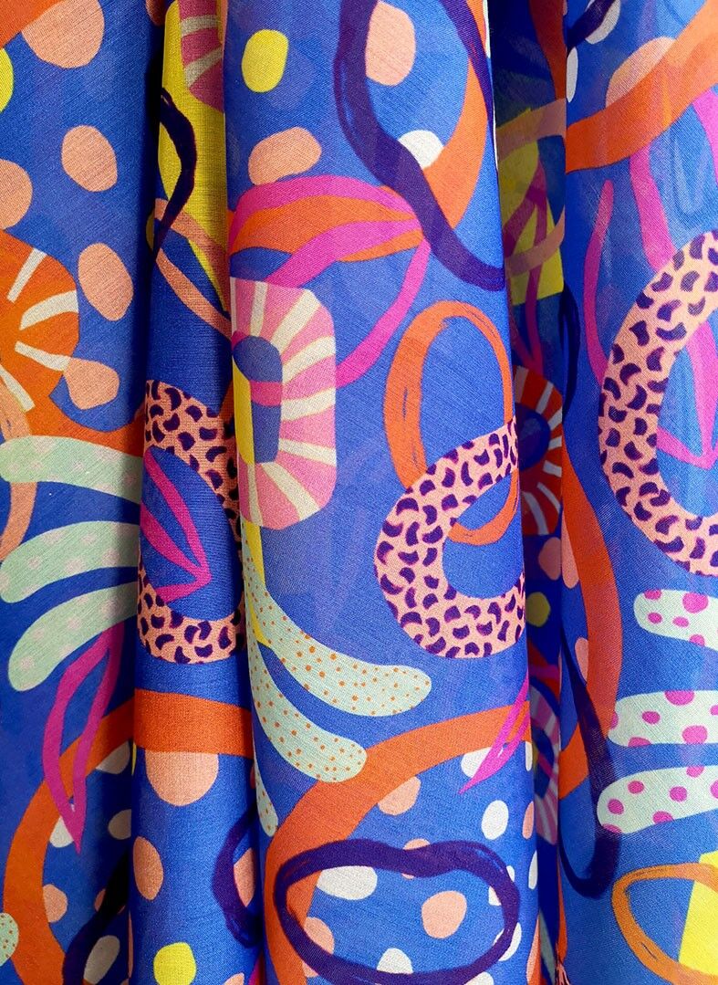 Tissu coton soie motivo pop astratto coloris Bleu- Ebony-22