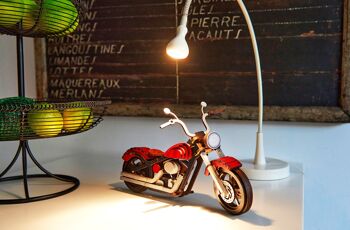 Motocyclette en bois rouge 2