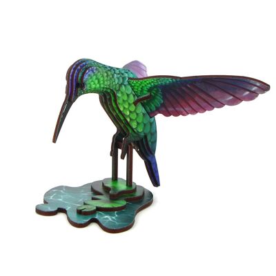 pájaro mosca de madera