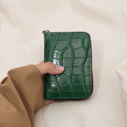 Crocodile Textured Zipper Leather Wallet